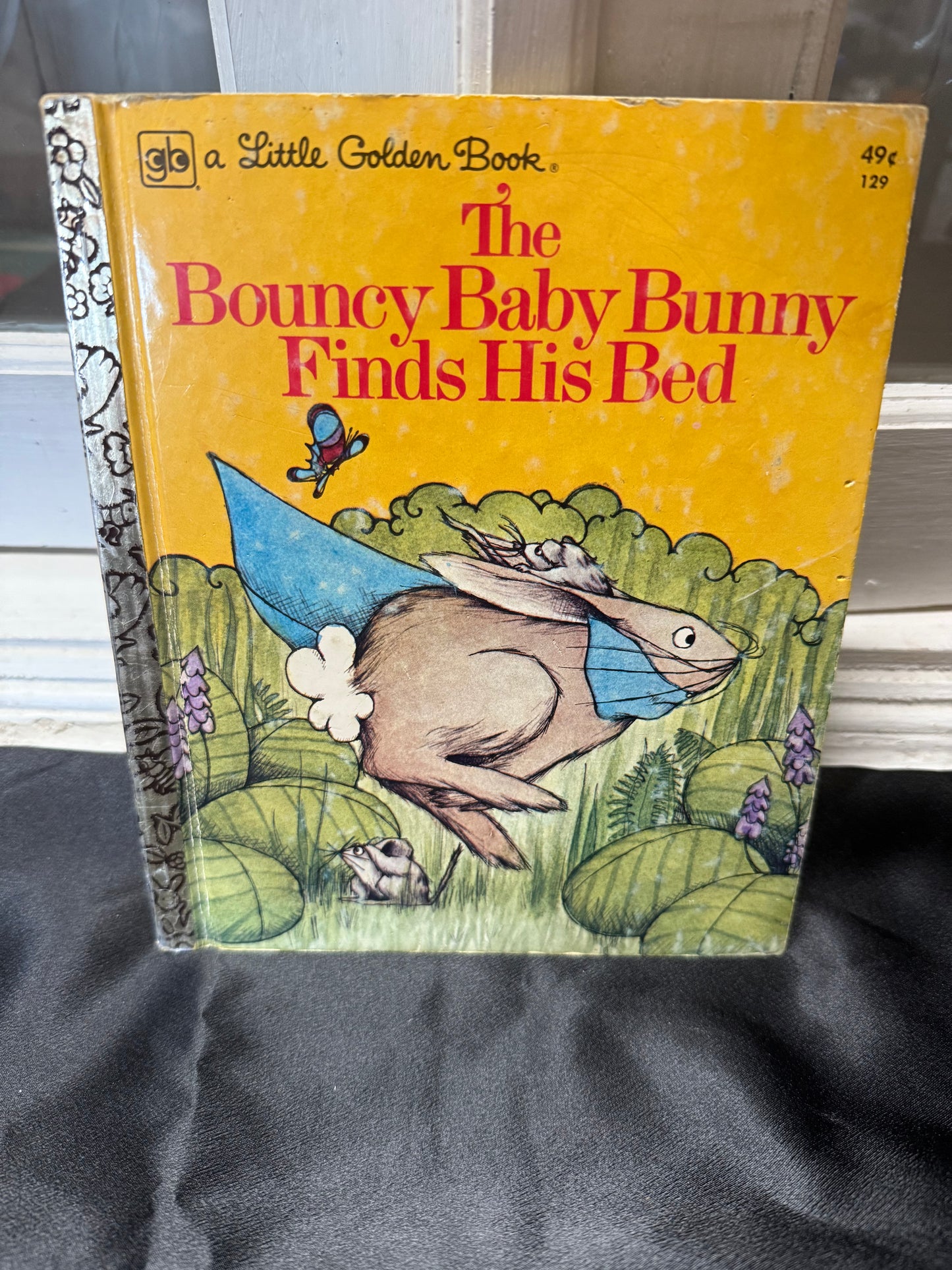 The Bouncy Baby Bunny Finds His Bed Children's book
