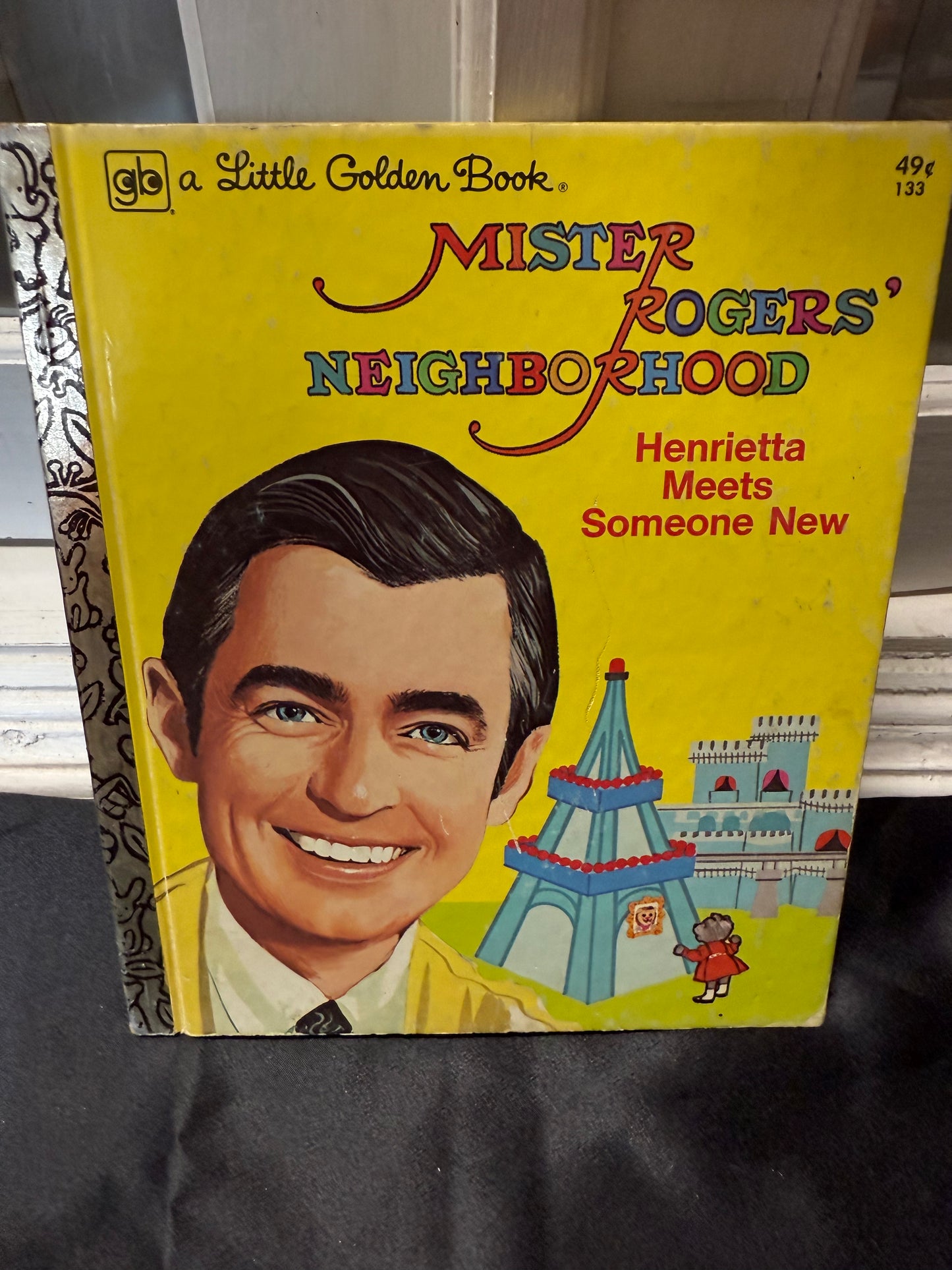 Mister Rogers Neighborhood Henrietta Meets Someone New Children's Book