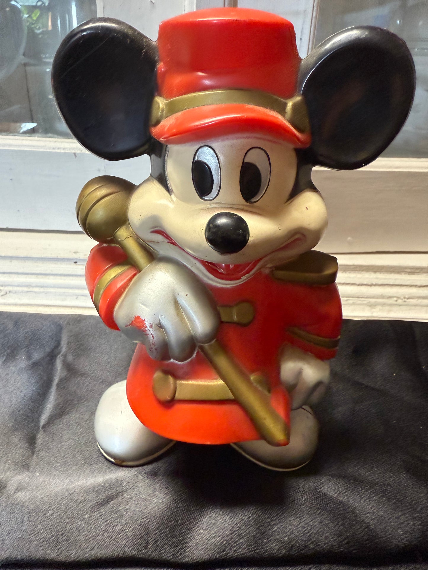 7 Inch Tall Vintage Mickey Mouse coin bank