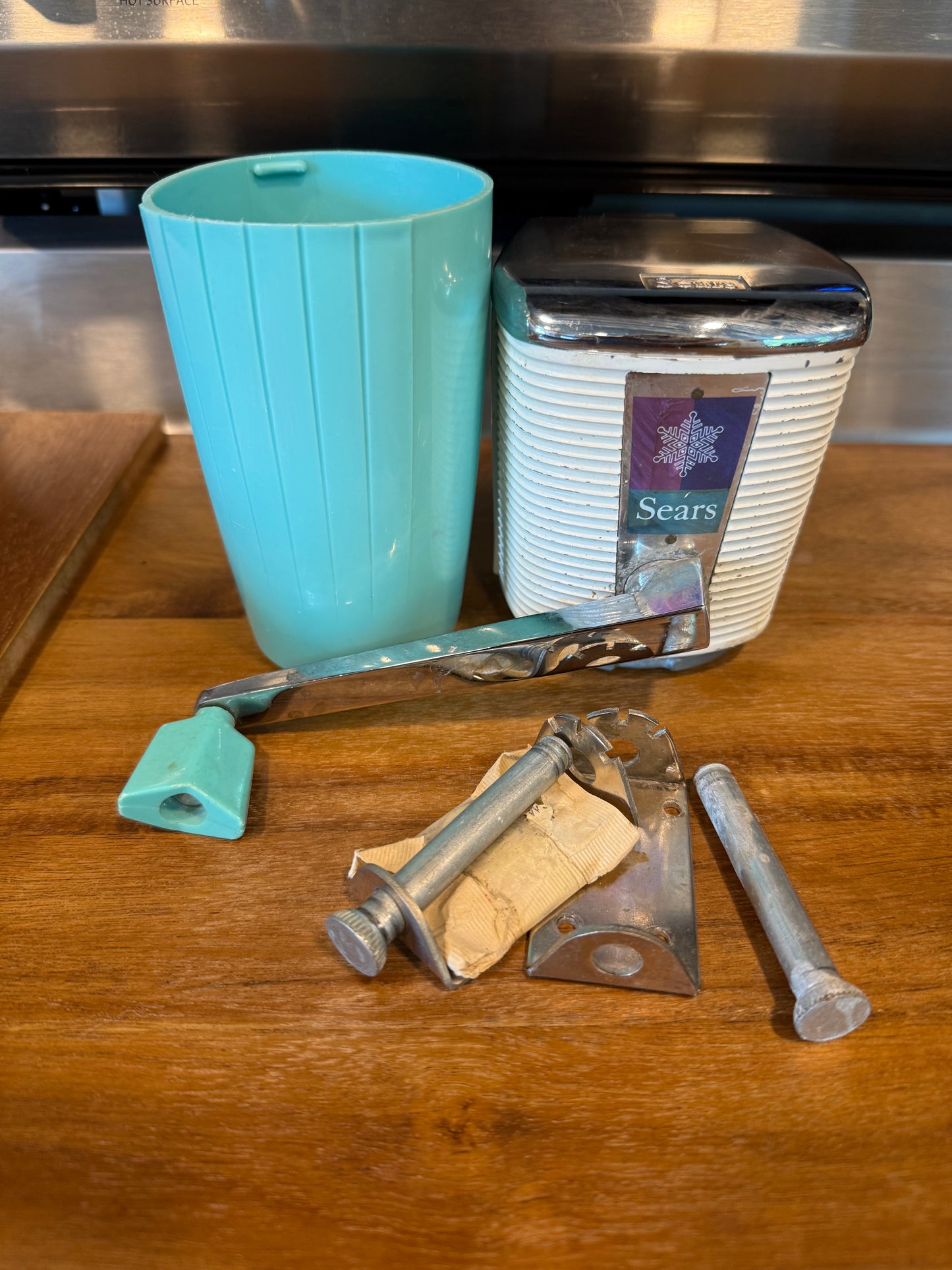Sears Wall Mount Hand Ice Crusher Vintage Teal