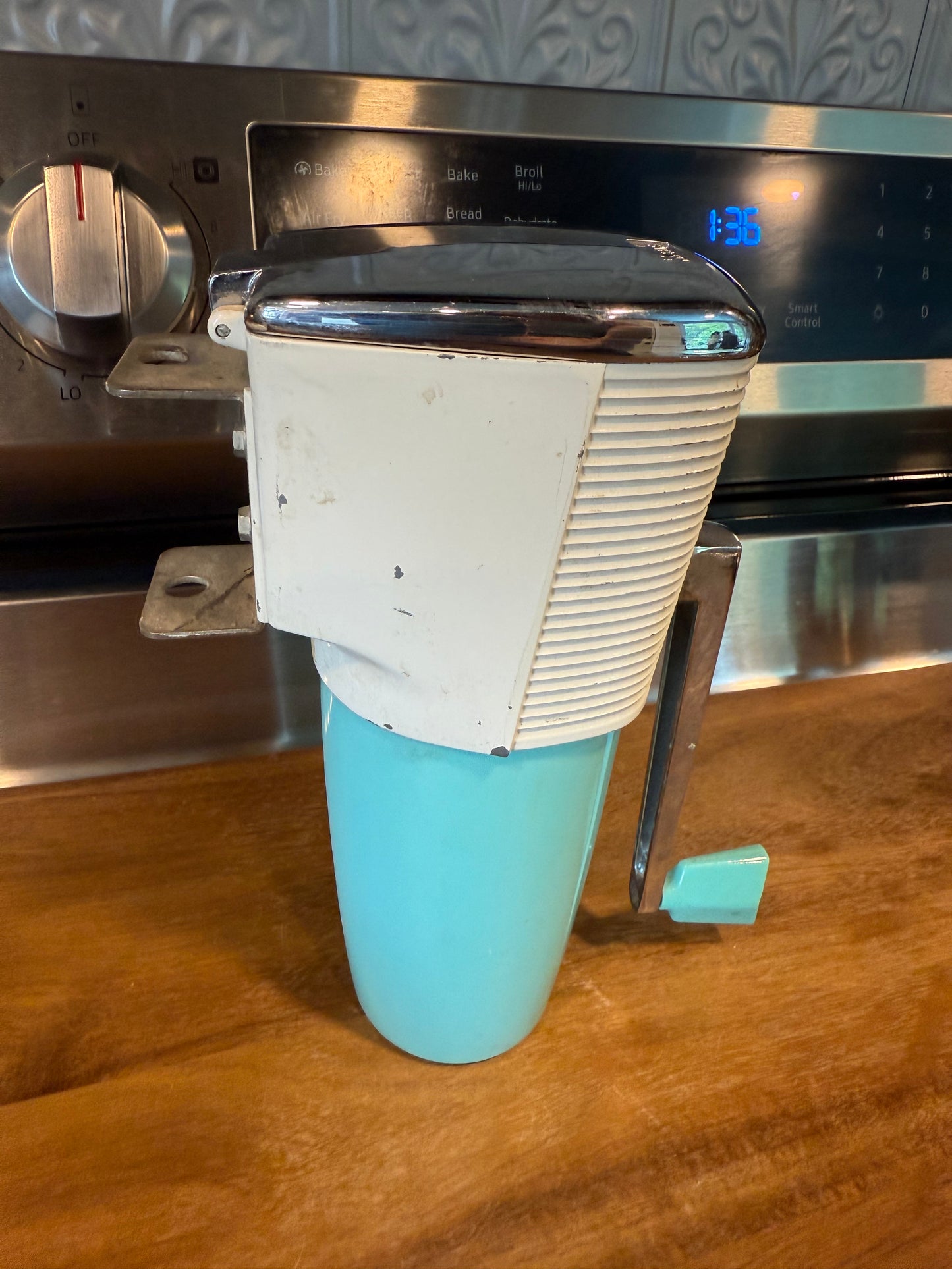 Sears Wall Mount Hand Ice Crusher Vintage Teal