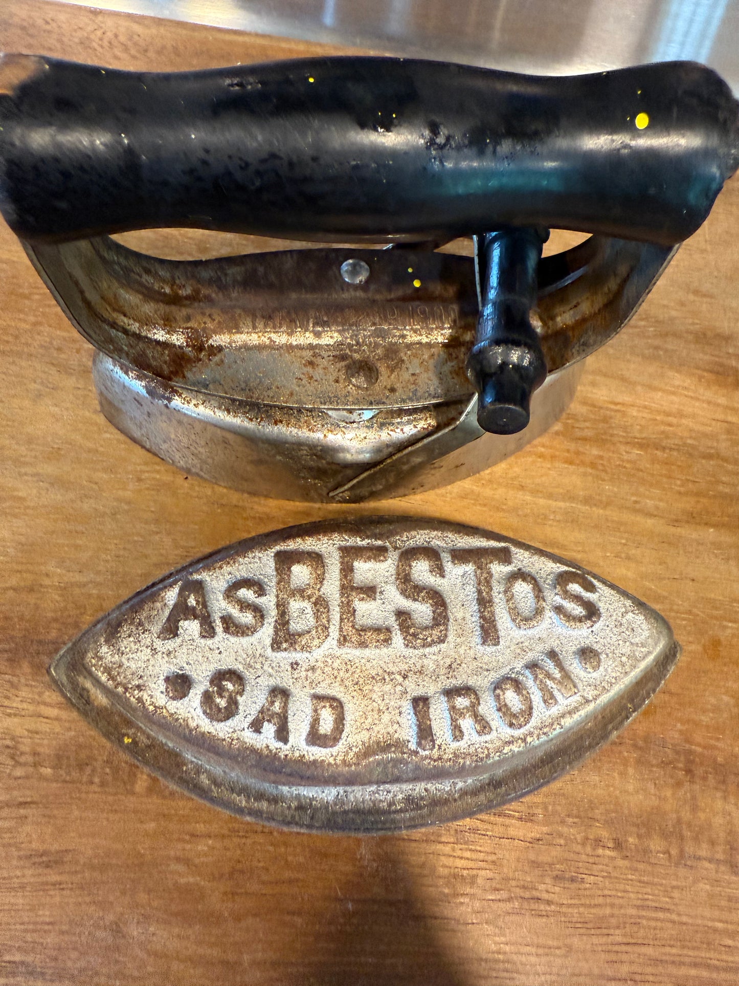 1900 Antique Sad Iron asBESTos