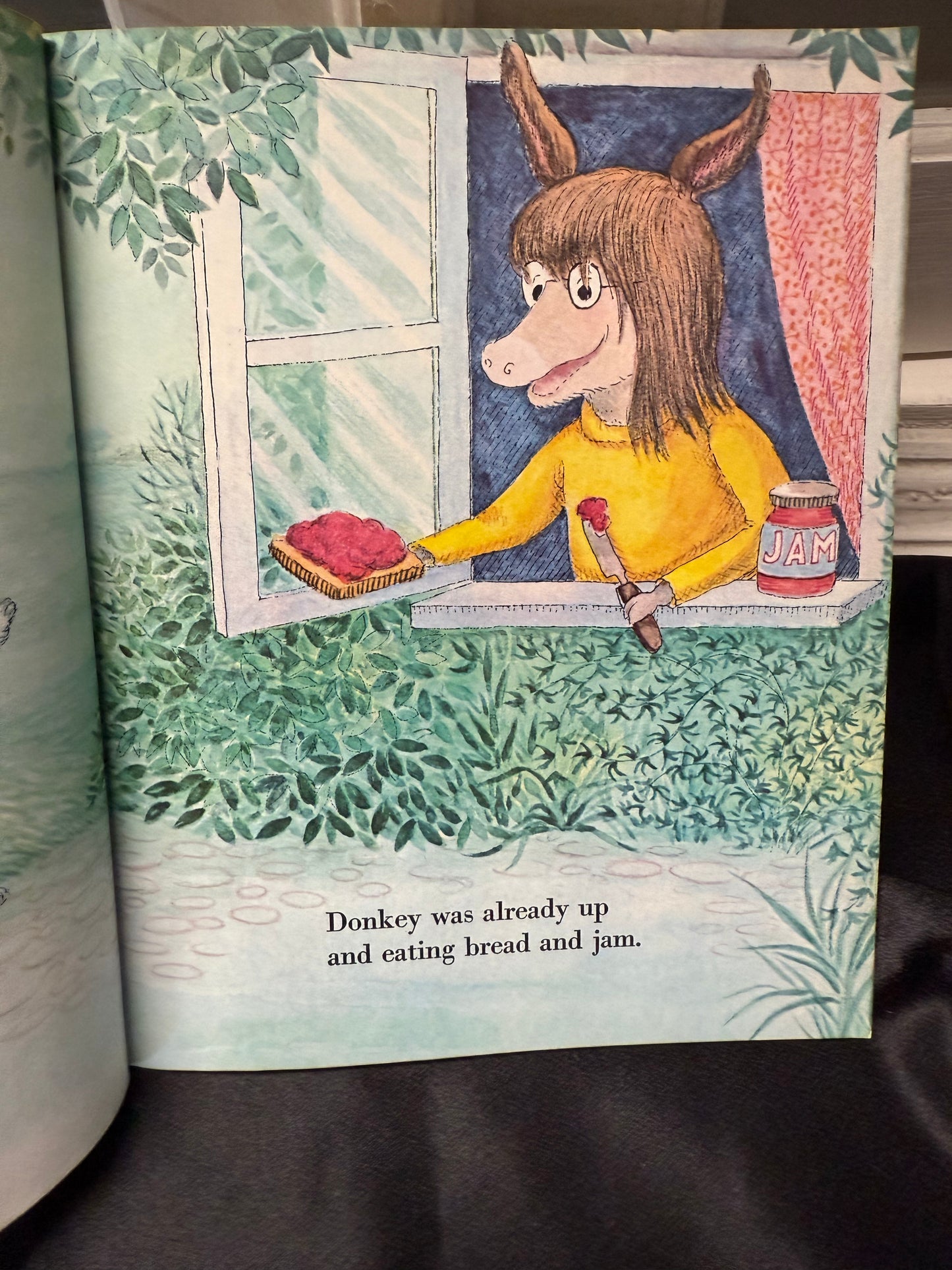 Daisy Dog's Wake-Up Book 1st ed 1974