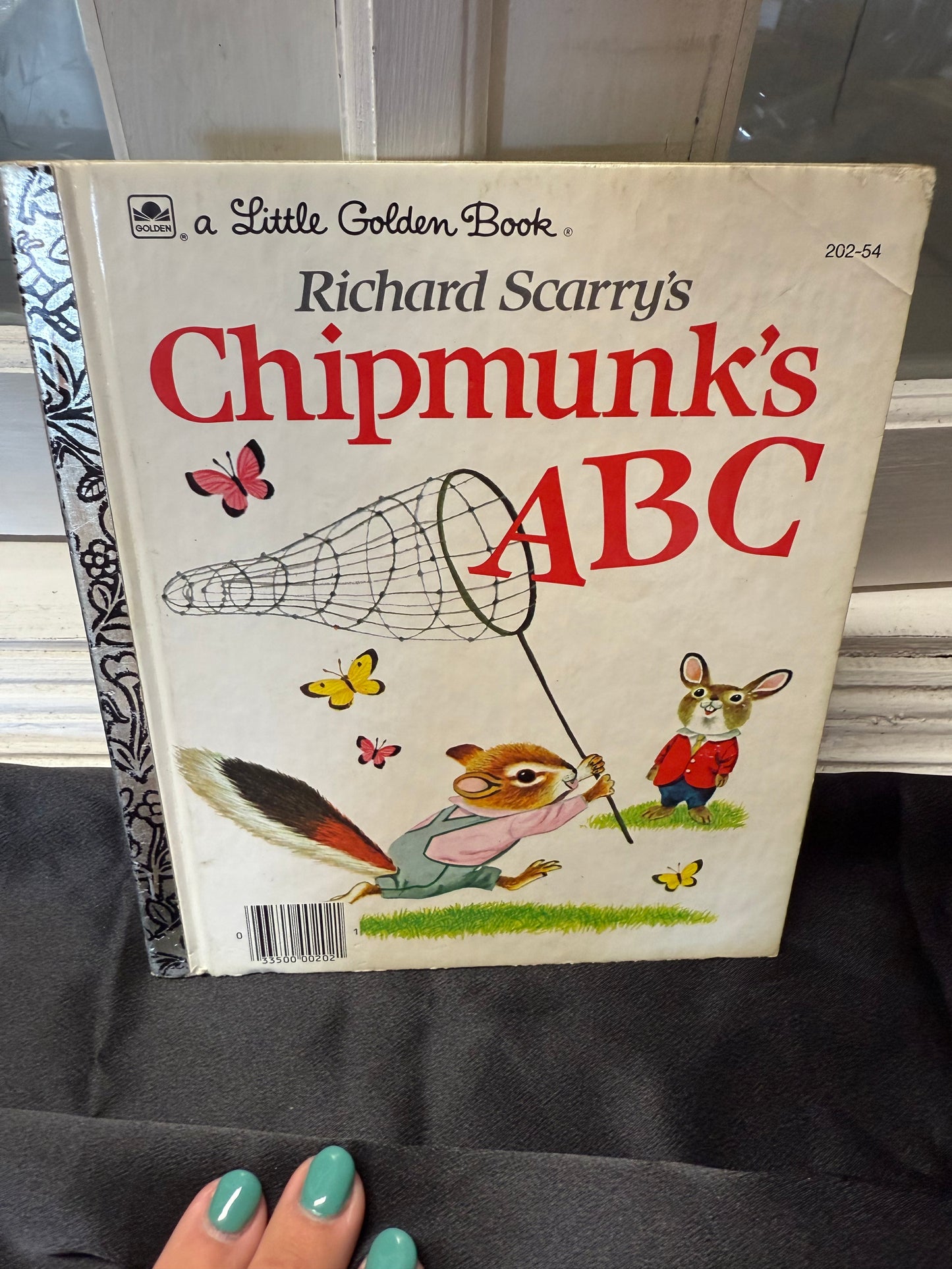 Richard Scarry's Chipmunk's ABC 1963